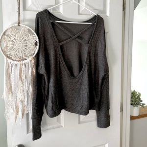 Women’s cross-back Gray sweater
